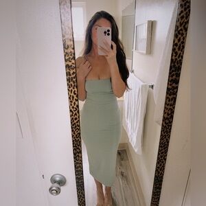 NWT Aritzia Original Contour Maxi Tube Dress Size Extra Small in Mint